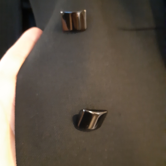 Beautiful Black blazer from Italian brand Seventy - Picture 8 of 12